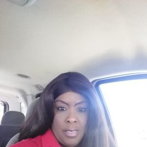 Meet your Posher, Beverly